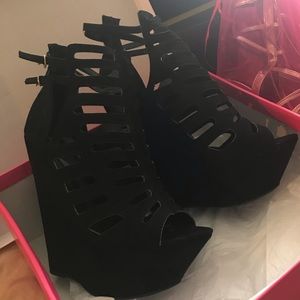 Gladiator Wedges